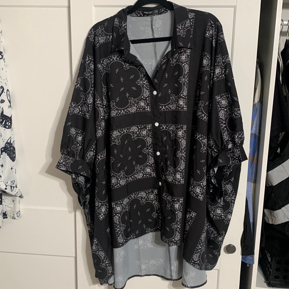 Bandana print blouse